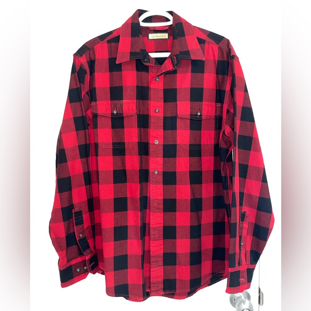 G.H Bass & Co black and red casual shirt